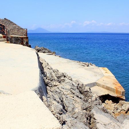 Rooms With A Parking Space Veli Losinj, Losinj - 21045 Екстериор снимка