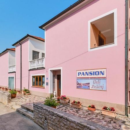 Rooms With A Parking Space Veli Losinj, Losinj - 21045 Екстериор снимка