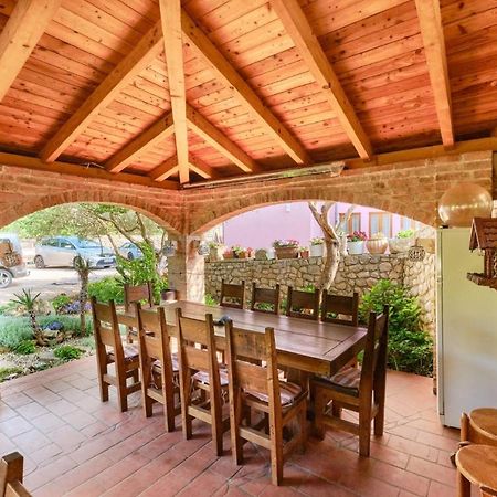 Rooms With A Parking Space Veli Losinj, Losinj - 21045 Екстериор снимка