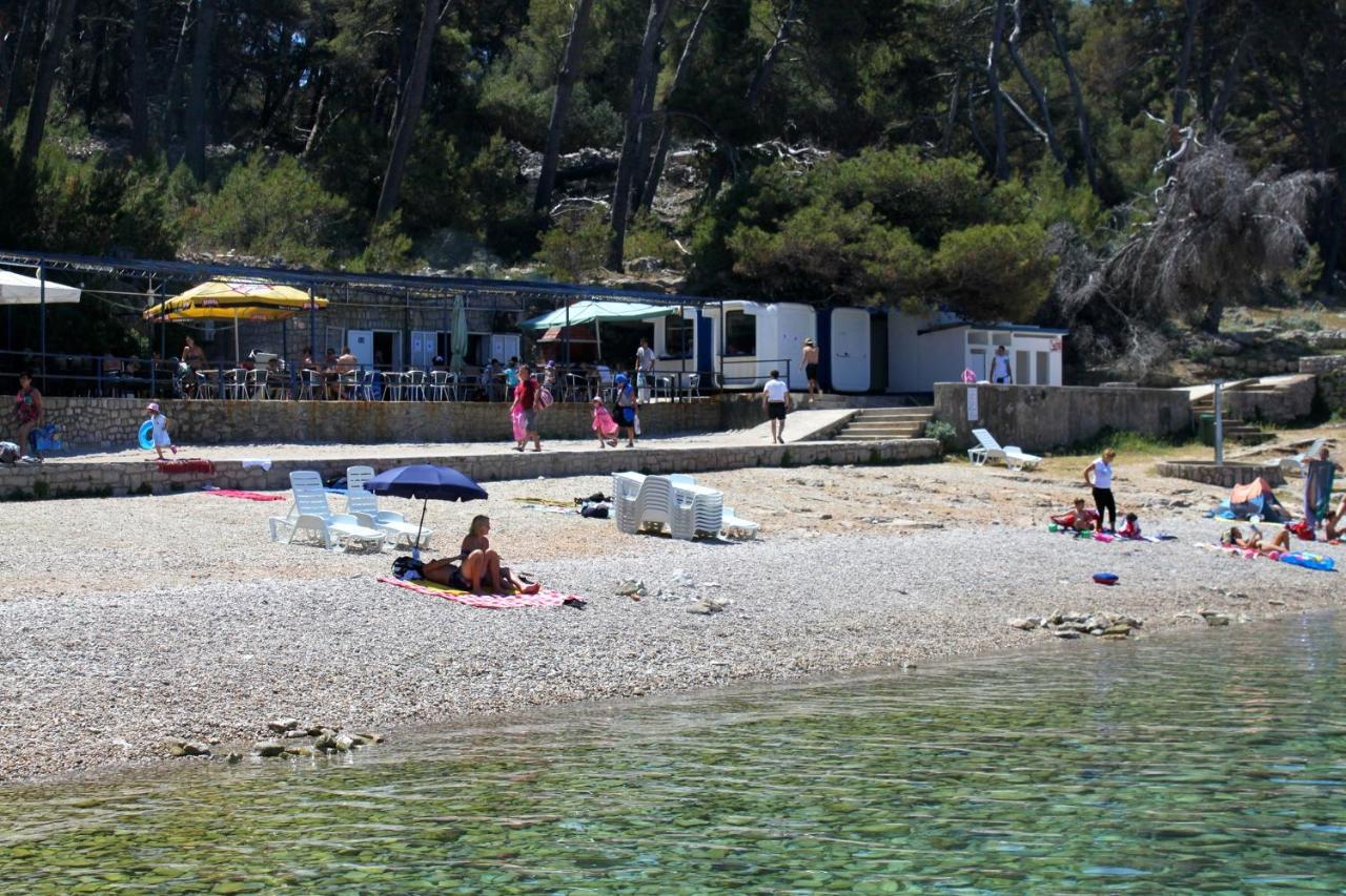Rooms With A Parking Space Veli Losinj, Losinj - 21045 Екстериор снимка